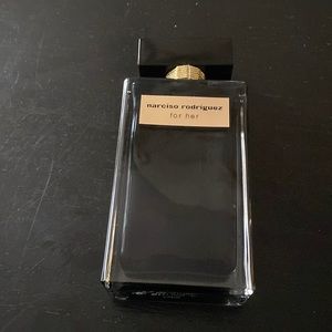 Narciso Rodriguez For Her 3,3 oz EDT only sprayed 3 times filled